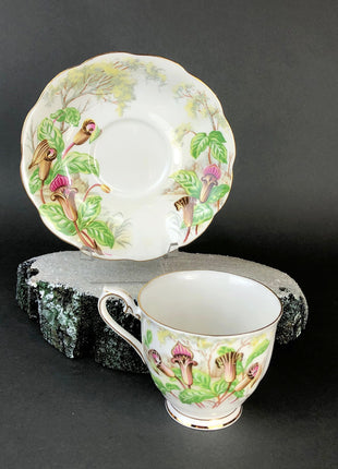 Royal Albert Teacup with Saucer. Tea Set with Jack- in-a-Pulpit. Intricate Handle and Scalloped Saucer , Made in England.