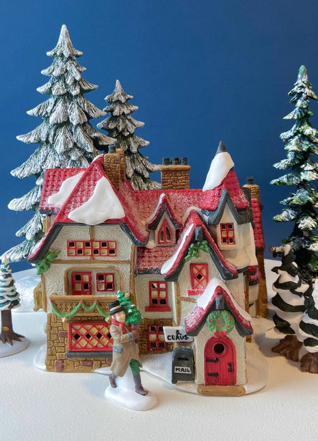 Department 56 Christmas Village House. Illuminated Santa's Workshop. North Pole Series. Holiday Decor. Christmas Celebration.