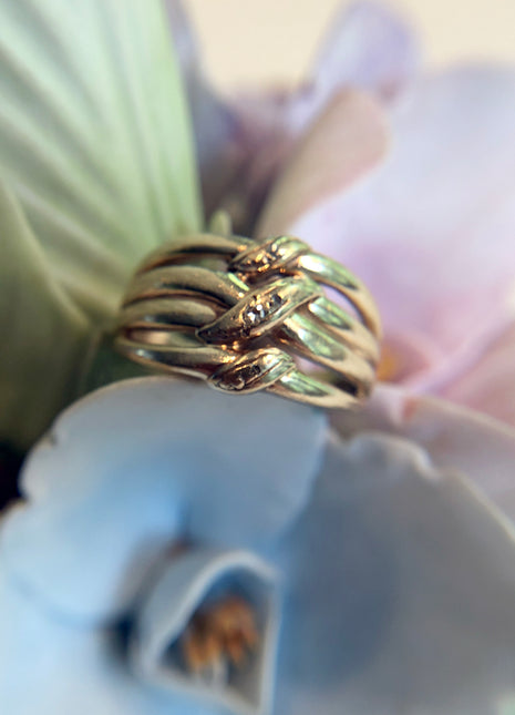 Vintage 10k Gold Quad Shank Ring with 3 Diamond