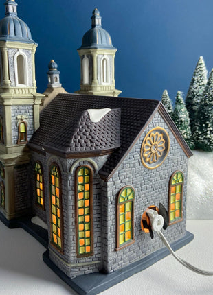 Illuminated Porcelain Christmas Village House.Grand Cathedral Church. Limited Edition. O'Well 2000. Night Light. Home or Retail Display.