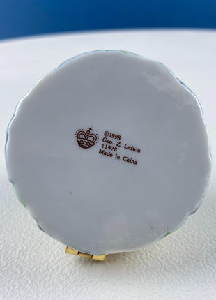 Lion and Baby Vintage Geo Z. Lefton Miniature Box. Collectible Porcelain & Brass Trinket Ring Pill Box. African Safari Design. Animal Lover.