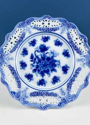 Pedestal Cake Dessert Stand. 10" Blue And White. Reticulated Scalloped Brim. Kitchen Dining Room Display. Modern Country.
