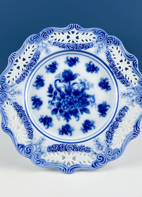 Pedestal Cake Dessert Stand. 10" Blue And White. Reticulated Scalloped Brim. Kitchen Dining Room Display. Modern Country.