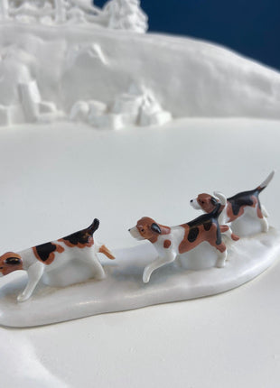 Tally Ho Hunting Scene. Christmas Village Accessories by Department 56. Seasonal Decor for Home or Retail. Set of 3.