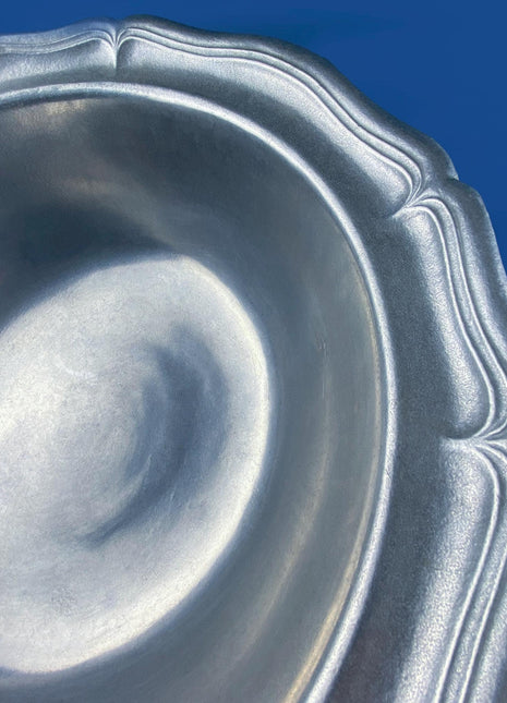 Vintage 20" Wilton Armetale Metal Bowl with Scalloped Edge. Basin Size Food Safe Durable Tarnish Resistant. From Grill to Table Serveware.