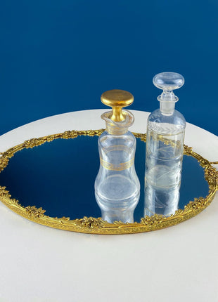 Vintage Gold Dresser Vanity Mirrored Tray. Rich Gilded Metal Tea Rose Oval Frame. Chic Bedroom Bath Perfume Display. Wall Hanging. Vintage Gold Dresser Vanity Mirrored Tray. Rich Gilded Metal Tea Rose Oval Frame. Chic Bedroom Bath Perfume Display. Wall Hanging.