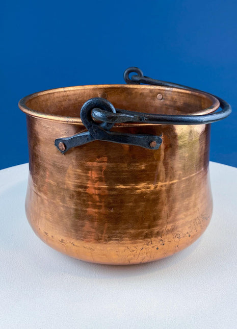 Vintage Copper Cauldron. Large Hand Pounded Bucket with Wrought Iron Handle. Hand Hammered Rustic Home Dining Room Decor. Gift for Him Her.