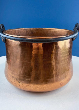 Vintage Copper Cauldron. Large Hand Pounded Bucket with Wrought Iron Handle. Hand Hammered Rustic Home Dining Room Decor. Gift for Him Her.