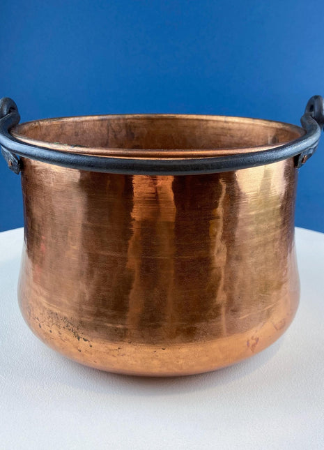 Vintage Copper Cauldron. Large Hand Pounded Bucket with Wrought Iron Handle. Hand Hammered Rustic Home Dining Room Decor. Gift for Him Her.