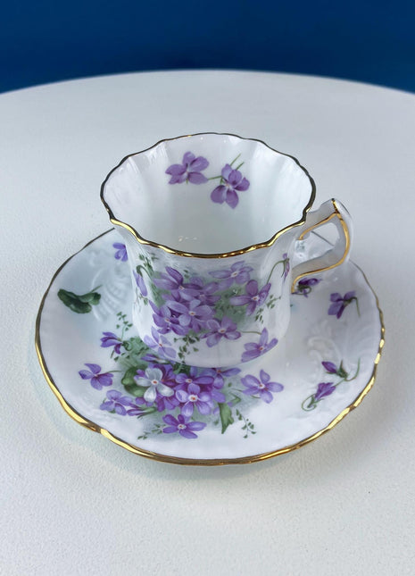 Vintage Hammersley Tea Cup & Saucer with Hand-Painted Victorian Violets. England's Countryside. Tea Garden Party. Hosting Essentials.