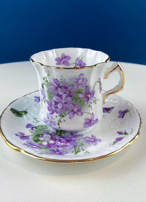 Vintage Hammersley Tea Cup & Saucer with Hand-Painted Victorian Violets. England's Countryside. Tea Garden Party. Hosting Essentials.