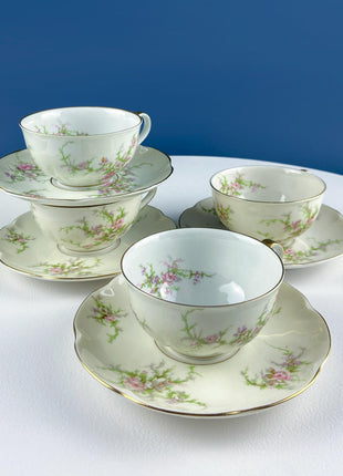 Vintage Haviland Rosalinde Dish Set. 24 Pieces. 4 Place Settings. Wild Rose Garlands. Creamy White. French Country. Home Decor. Serveware.