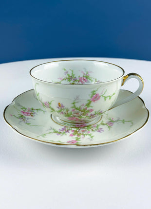 Vintage Haviland Rosalinde Dish Set. 24 Pieces. 4 Place Settings. Wild Rose Garlands. Creamy White. French Country. Home Decor. Serveware.