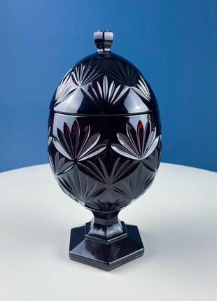 Vintage Deep Red Egg Shaped Pedestal Candy Dish. Luminarc Lidded Compote. Pressed Glass. Star Daisy Motif. Dining Room Decor. Collectible.