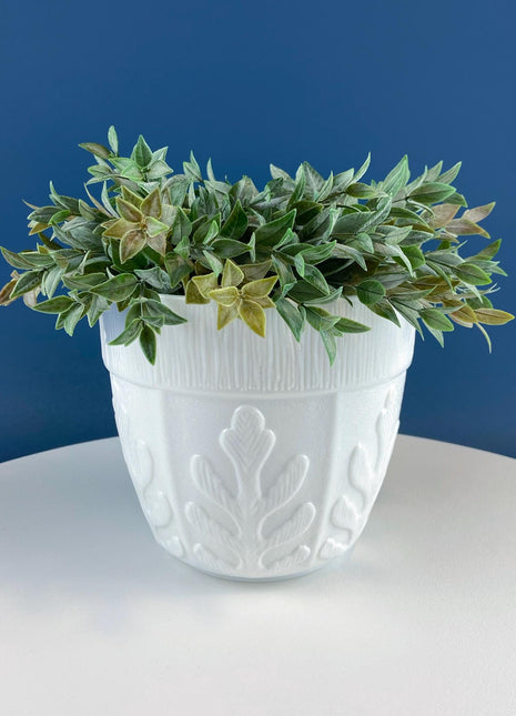 Vintage Milk Glass Flower Pot Set of 2. Oak Leaf Design, 1975. Window Sill Garden. Gift for Greenfingers. Home Garden Decor.