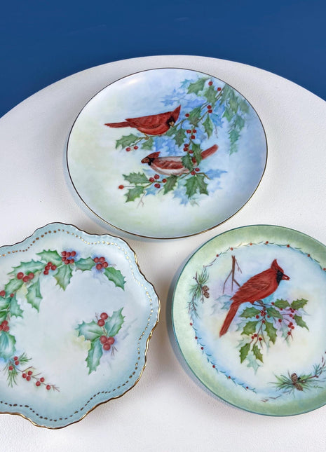 Vintage Winter Themed Robins and Holly Plate Collection. Set of 3 Hand Painted Porcelain. Wall Art. Christmas Gift.