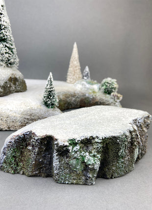 Christmas Village Chicken Coop. Illuminated Porcelain Accessory by O'Well. Seasonal Home or Retail Decor.