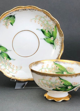 Vintage Grosvenor Teacup & Saucer. Lilies of the Valley and Forget Me Nots Floral Motif. Home Kitchen Dining Room Decor. Modern Country.