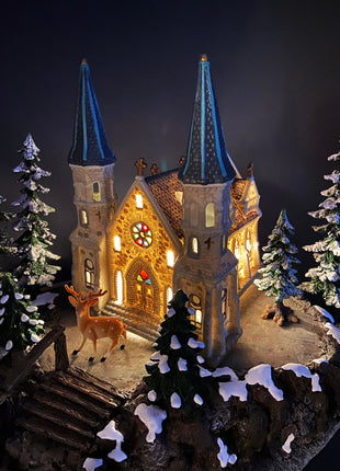 Christmas Village Illuminated House. Red Roof Cabin. Limited Edition by O'Well, 2004. Porcelain Lighted Seasonal Display. Collectible.