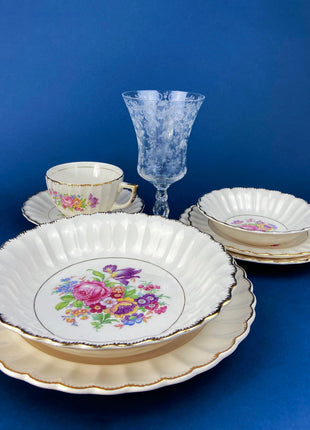 Vintage Dish Set. Leigh Wake by Leigh Potters. Set of 4 Placements: Dinner, Salad Plates, Soup, Salad Bowls, One Serving Dish & Teacups.