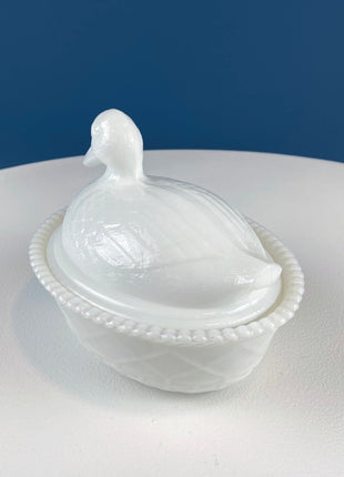 Westmoreland Milk Glass Duck Dish. Baby Duck Butter or Serving Dish. White Bird Bowl with Cover. Modern Farmhouse. French Country.