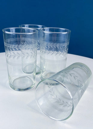 Fostoria Needle-Etched Cloverleaf Crystal Set of 9 Water Juice Liqueur Tumblers with Matching Decanter Carafe. Dining Barware LibraryDisplay