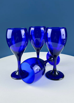 Cobalt Blue Glass Water Goblets. Set of 4 Modern Stemware. Dark Blue Minimal Glassware. Home Decor. Dining Room Decor. Gift for Him or Her.