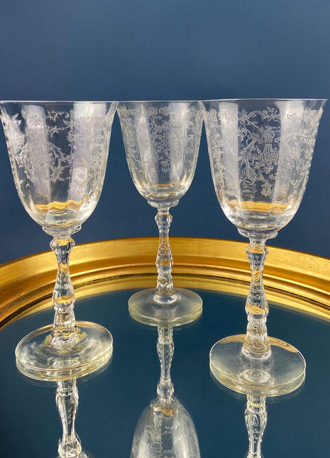 Vintage Fostoria Navarre Wine Goblets. Set of 6 Etched Crystal Glasses. Home Decor. Dining Room Decor. Collectible Glassware. Wedding Gift.