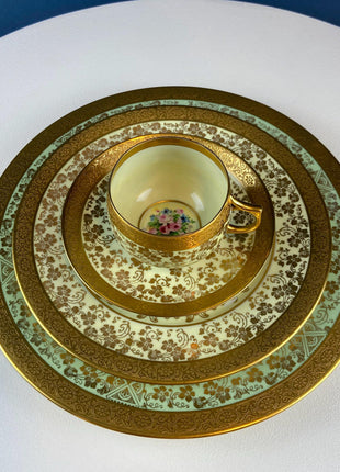 Antique Hutschenreuther Porcelain Tea/Coffee Set of 12. Stunning Hand Painted Floral Details. Rich Embossed Gold Band. Dining Room Decor.