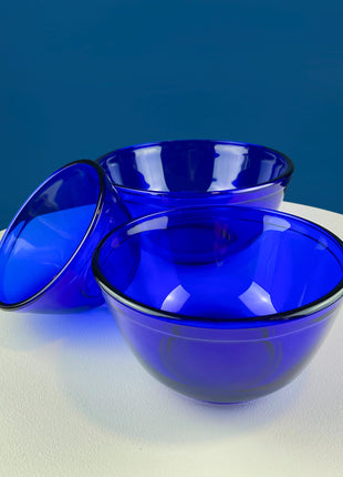 Cobalt Blue Glass Nesting Bowls. Set of 3 Serving Dishes of Varying Sizes. Dark Blue Minimal Glassware. Modern Farmhouse. Dining Room Decor.