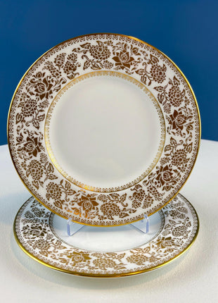 Vintage Royal Albert 6.5" Dessert Plates. Set of 6. "Golden Glory." Scalloped Edge. Japanese Mums Motif. Dining Room Table Decor.