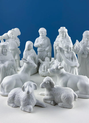 White Atlantic Mold Ceramic Nativity Set. 16 Figurines. Illuminated 3 Piece Manger. Traditional Christmas Decoration. Seasonal Display.