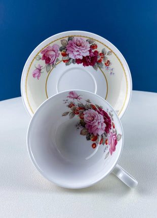 Vintage Royal Sealy Tea Coffee Cup & Saucer with Pink Roses Design. Dining Room Decor. Modern Farmhouse. Tea Garden Party Hosting Essentials