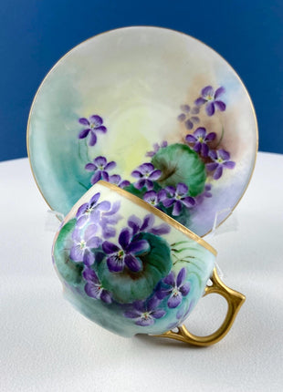 Vintage Hammersley Tea Cup & Saucer with Hand-Painted Victorian Violets. England's Countryside. Tea Garden Party. Hosting Essentials.
