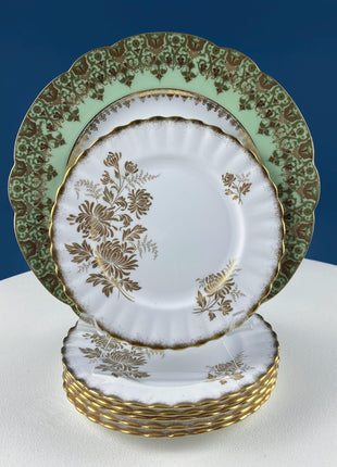 Vintage Royal Albert 6.5" Dessert Plates. Set of 6. "Golden Glory." Scalloped Edge. Japanese Mums Motif. Dining Room Table Decor.