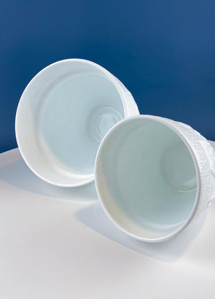 Vintage Milk Glass Flower Pot Set of 2. Oak Leaf Design, 1975. Window Sill Garden. Gift for Greenfingers. Home Garden Decor.