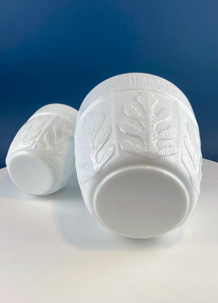 Vintage Milk Glass Flower Pot Set of 2. Oak Leaf Design, 1975. Window Sill Garden. Gift for Greenfingers. Home Garden Decor.