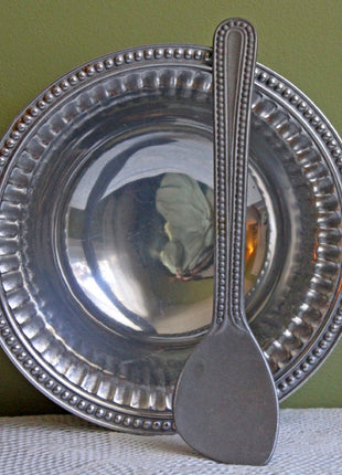 Vintage Copper Hand Pounded Bowl with Handle. For Kitchen Use or Display. Modern Farmhouse. Dining Room Table Decor. Gift for Him or Her.