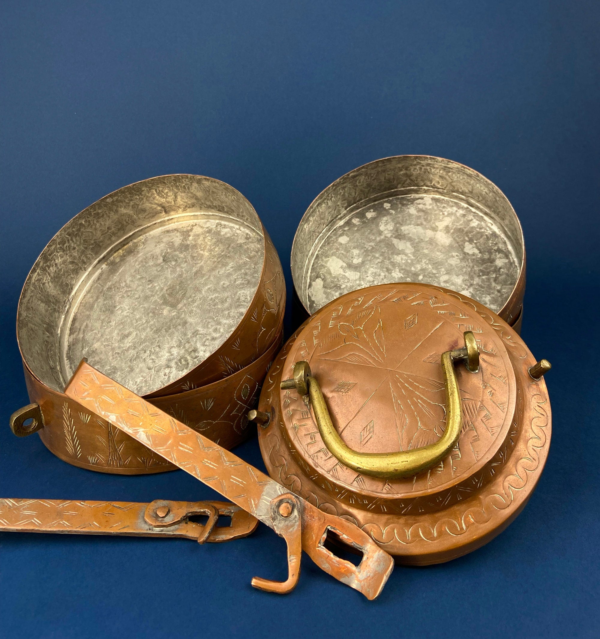 antique copper tackle box Antique 19th-century Copper and Brass Turkish 4 Stacking Bowls Lunch Box with Handle. Vintage Gifts