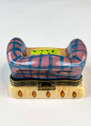 Tea Time Porcelain Limoges Box. Miniature Tea Setting, Tea/Coffee Pot & Cups with Floral Motif. Made in France. Highly Collectible.