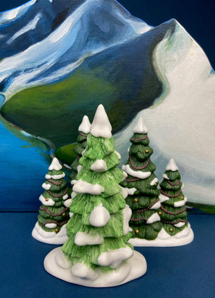 Christmas Village Accessories by Department 56. Heritage Village Series. Snow Covered Pine. Made in Taiwan. Holiday Decor.