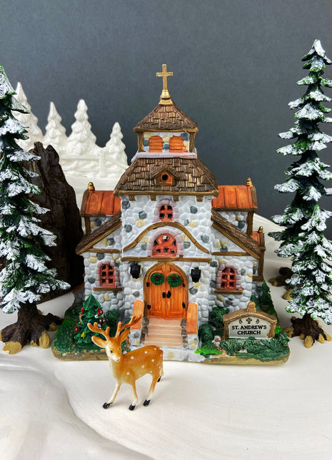 Christmas Village Accessories. Illuminated St. Andrew's Church by Lemax. Caddington Village. Limited Edition.