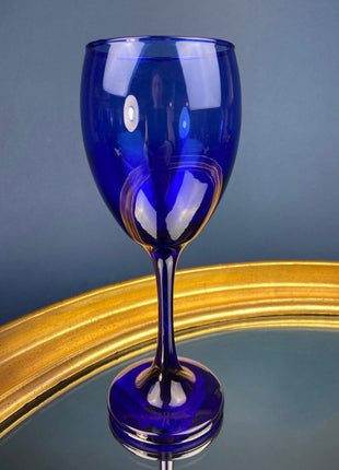 Cobalt Blue Glass Wine Glasses. Set of Five Contemporary Style Stemware. Dark Blue Modern Glassware. Fine Dining.