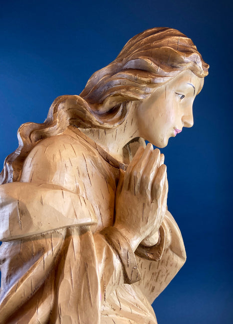 Large Statue of Virgin Mary. Praying Madonna. Wood Like Texture & Color. Religious Figure. Nativity Scene. Place of Worship, Shrine Statue..