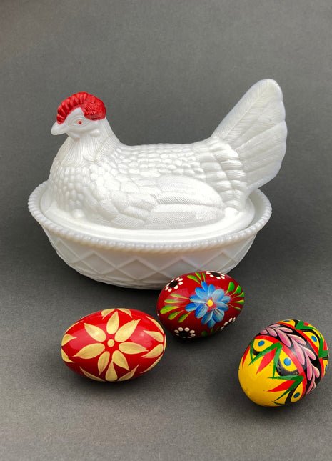 Westmoreland Nesting Hen Butter Dish. Large Milk Glass Covered Dish. Serving Dish. Collectible Milk Glass Trinket Dish.