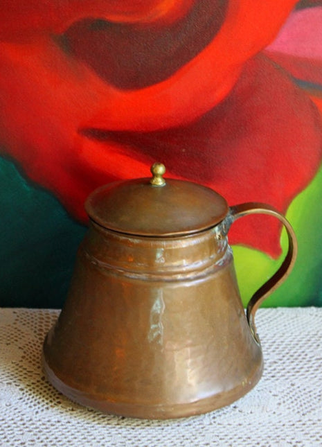 Hand Pounded Copper Pitcher with Lid. Antique Copper Pot with Cover. Rustic Collectibles.