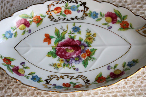 Porcelain Leaf Shaped Platter with Handle in Dresdena Pattern