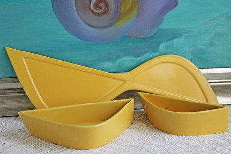 Divided Pottery Bowl with Two Compartments and Tray. Funky Shape Bowl by Studio Nova, Truck Product Architecture.