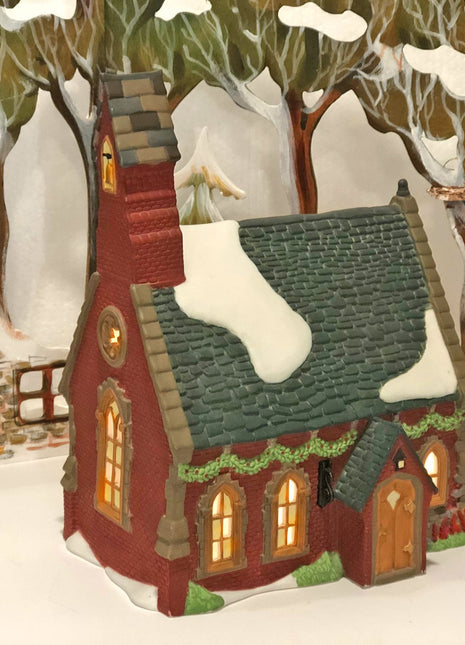 Department 56 Dickens Christmas Village Dudden Cross Church with Light