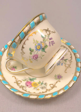 Vintage Tea Cup with Saucer by Mintons , H4051. Swirls and Floral Pattern. Made in England.